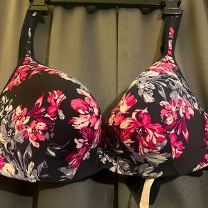 LANE BRYANT LIGHTLY LINED BALCONETTE BRA SZ.40DD